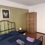 Apartment Monaco Summerland *