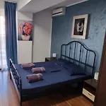 Apartment Monaco Summerland