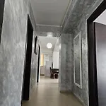 Apartment Monaco Summerland