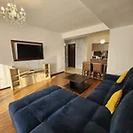 Apartment Monaco Summerland Mamaia