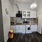 Monaco Summerland Apartment Mamaia