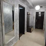 Apartment Monaco Summerland *