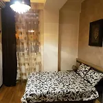 Monaco Summerland Apartment *