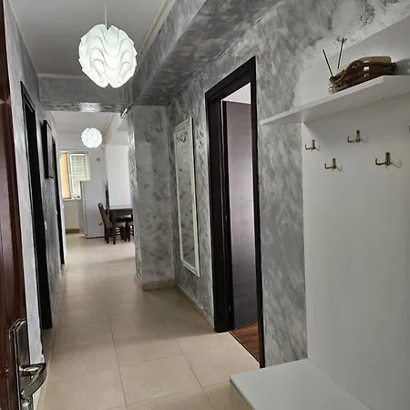 Monaco Summerland * Mamaia