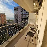 Апартаменты Monaco Summerland *