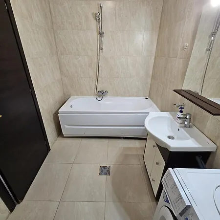 Monaco Summerland Апартаменты *