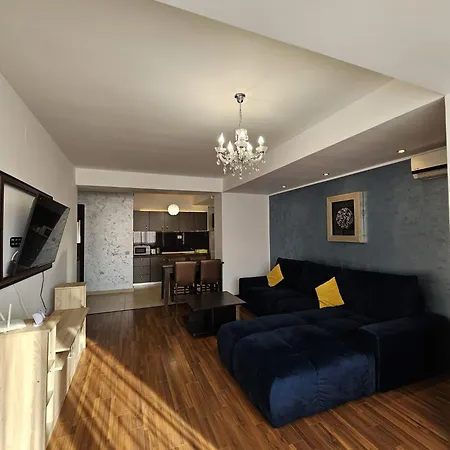 Апартаменты Monaco Summerland *