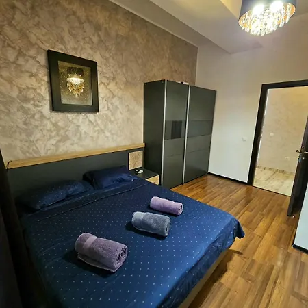 Monaco Summerland Apartament Mamaja