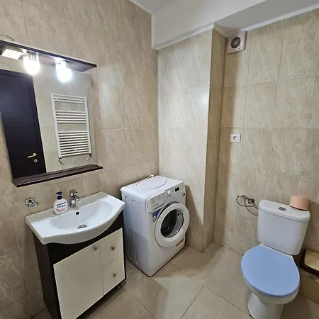 Monaco Summerland Apartament