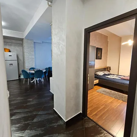 Apartament Monaco Summerland Mamaja