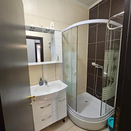 Apartamento Monaco Summerland