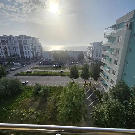 Apartment Monaco Summerland Mamaia