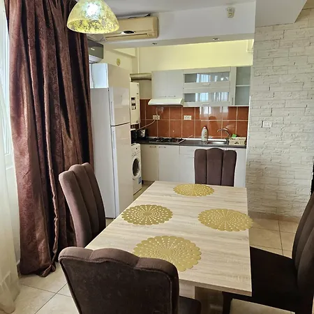 Apartamento Monaco Summerland *