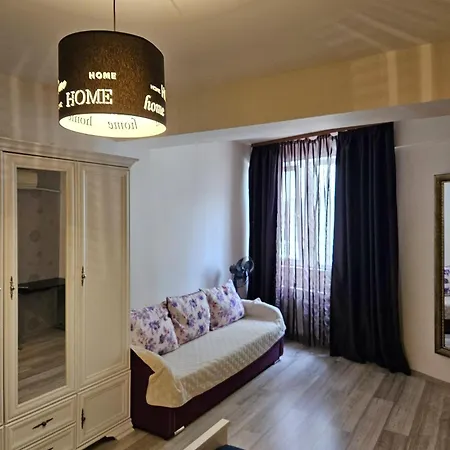 Monaco Summerland * Mamaia
