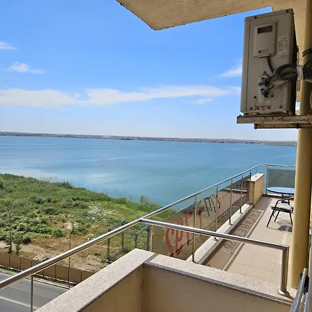Apartamento Monaco Summerland *