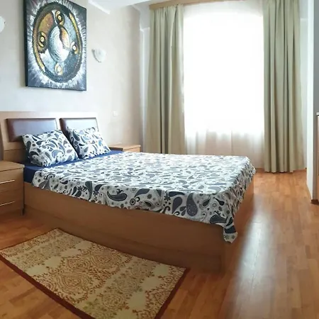 Monaco Summerland Mamaia