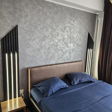 Monaco Summerland Apartment