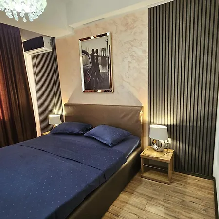 Apartment Monaco Summerland