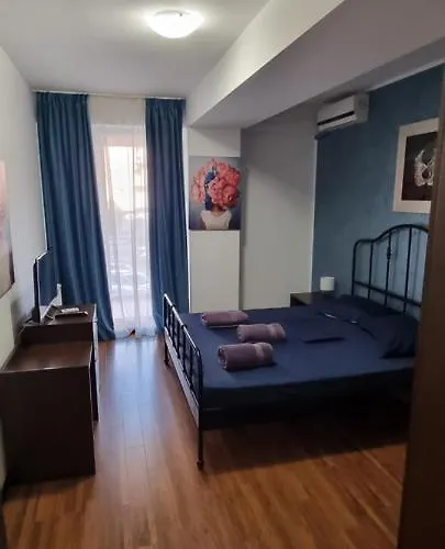 Monaco Summerland Mamaia