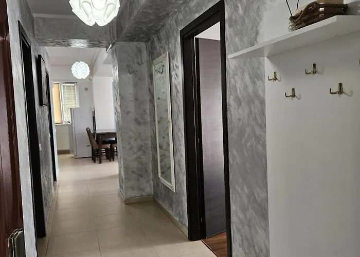 Monaco Summerland * Mamaia