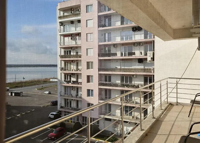 Monaco Summerland Lejlighed