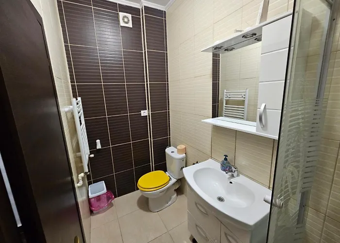 Monaco Summerland * Mamaia