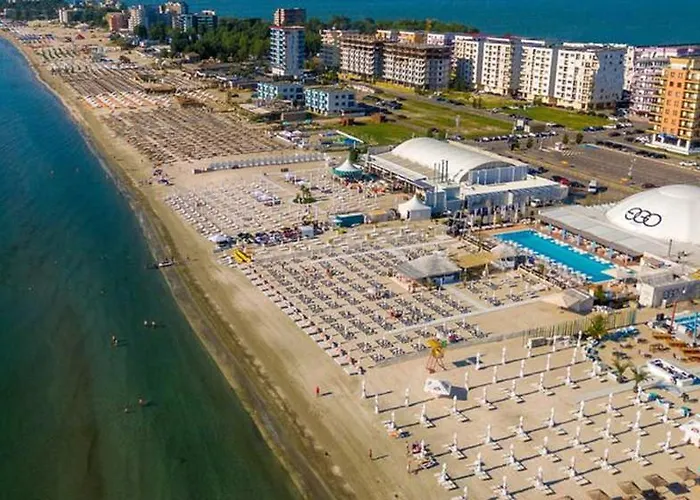Monaco Summerland Mamaia